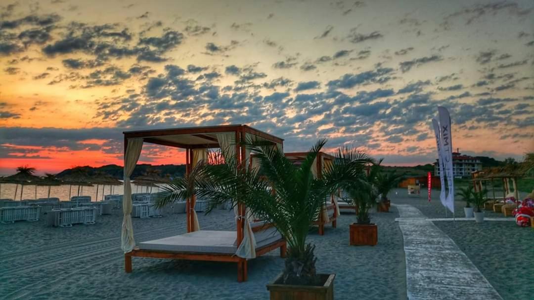 Aparthotel Regina Mare Tsarevo Εξωτερικό φωτογραφία
